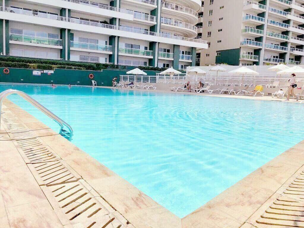 Seafront Apartment In Sliema With Pool, Upmarket Complex Extérieur photo